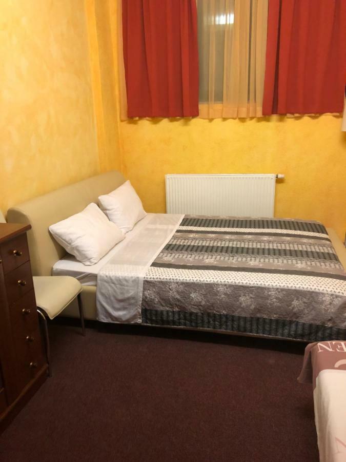 Sežana Motel Sofia מראה חיצוני תמונה